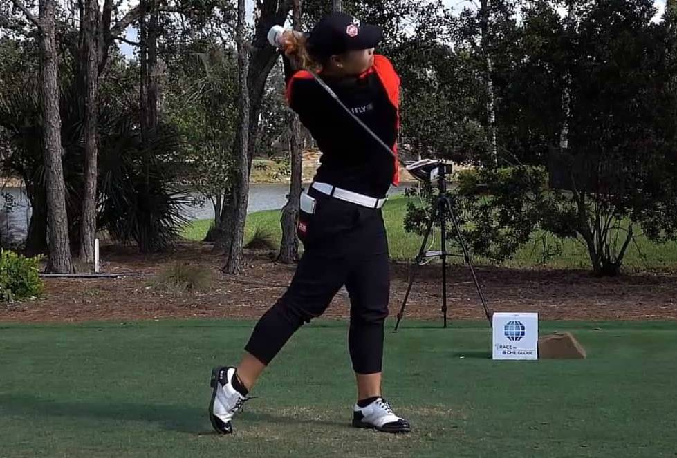 Ariya Jutanugarn follow through - Womens Golf